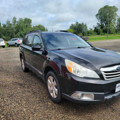 2012 Subaru Outback, $1. Photo 2