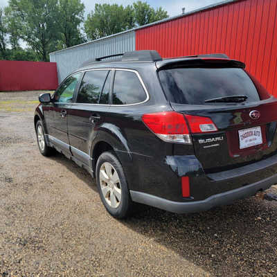 2012 Subaru Outback, $1. Photo 6