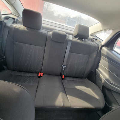 2016 Ford Focus, $5999. Photo 10