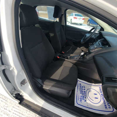 2016 Ford Focus, $5999. Photo 11