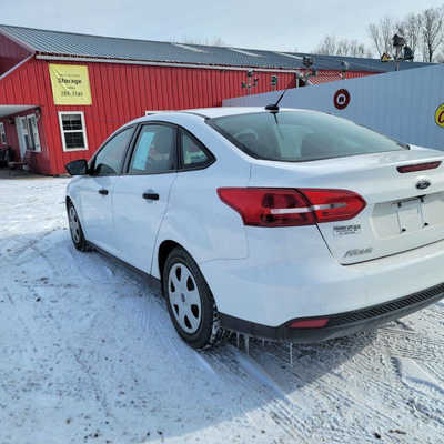 2016 Ford Focus, $5999. Photo 6