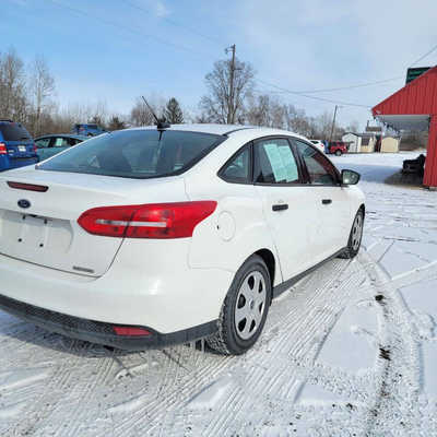 2016 Ford Focus, $5999. Photo 8