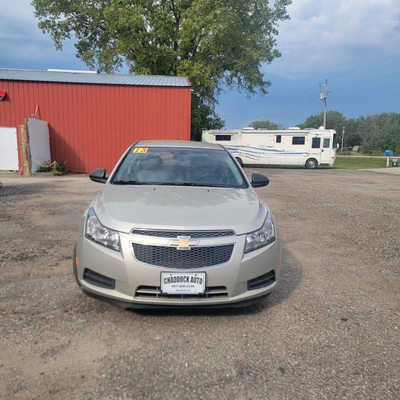 2013 Chevrolet Cruze, $5495. Photo 3