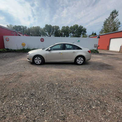 2013 Chevrolet Cruze, $5495. Photo 5