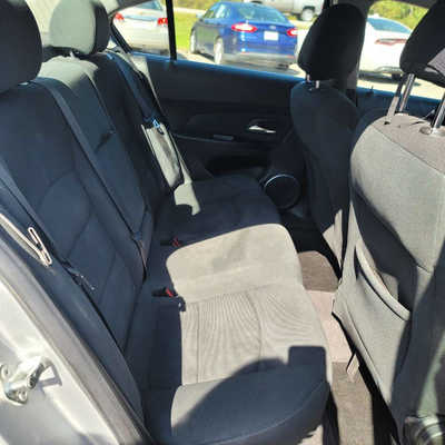 2012 Chevrolet Cruze, $5495. Photo 9