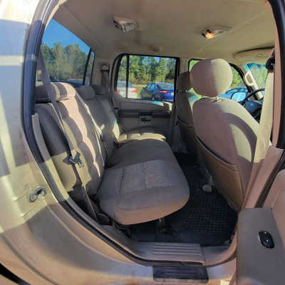 2003 Ford Explorer, $2995. Photo 9