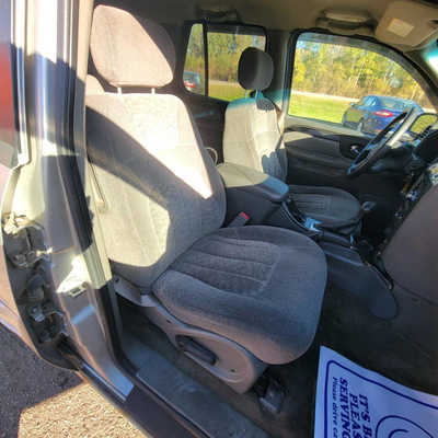 2004 GMC Envoy, $1250. Photo 12