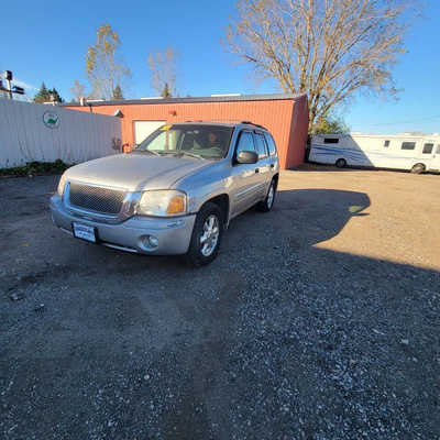 2004 GMC Envoy, $1250. Photo 4
