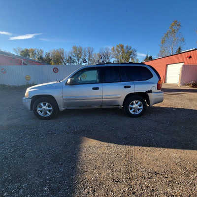 2004 GMC Envoy, $1250. Photo 5