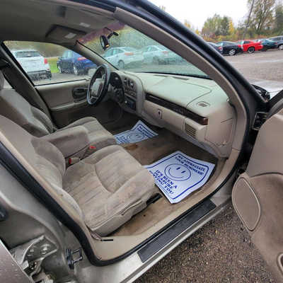 1998 Chevrolet Lumina, $1095. Photo 12
