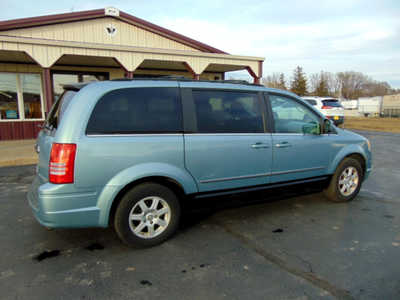 2010 Chrysler Town & Country, $4495. Photo 2
