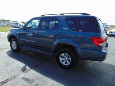 2006 Toyota Sequoia, $3495. Photo 4