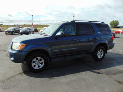 2006 Toyota Sequoia, $3495. Photo 5