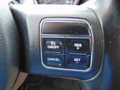 2011 Jeep Grand Cherokee, $6995. Photo 10