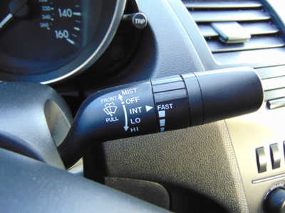 2010 Mazda Mazda3, $4995. Photo 11