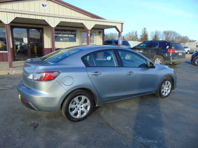 2010 Mazda Mazda3, $4995. Photo 2