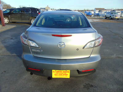 2010 Mazda Mazda3, $4995. Photo 3