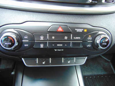 2018 Kia Sorento, $10995. Photo 9