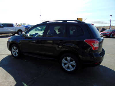 2015 Subaru Forester, $9995. Photo 4