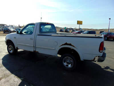 1998 Ford F150 Reg Cab, $1800. Photo 4