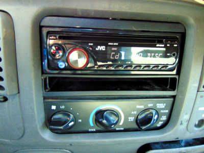 1998 Ford F150 Reg Cab, $1800. Photo 7