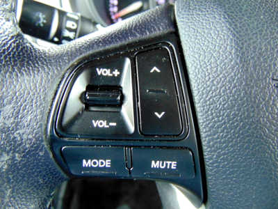2013 Kia Rio, $3995. Photo 10