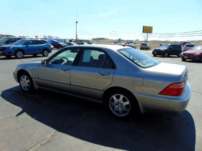 2002 Acura RL, $5995. Photo 4