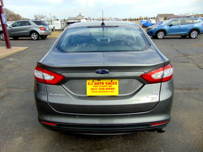 2014 Ford Fusion, $7495. Photo 3