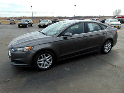 2014 Ford Fusion, $7495. Photo 5