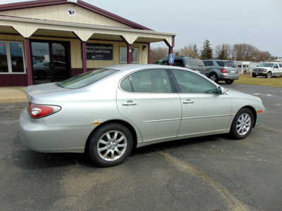 2004 Lexus ES Series, $2495. Photo 2