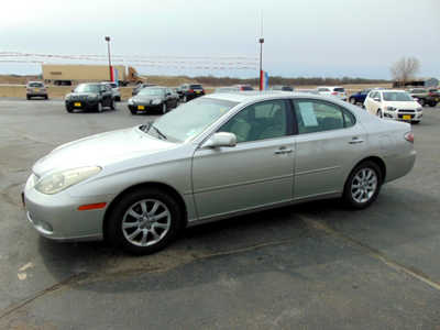 2004 Lexus ES Series, $2495. Photo 5