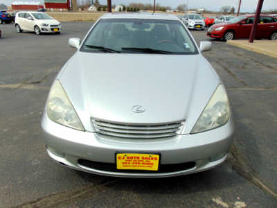 2004 Lexus ES Series, $2495. Photo 6