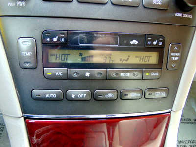 2004 Lexus ES Series, $2495. Photo 8