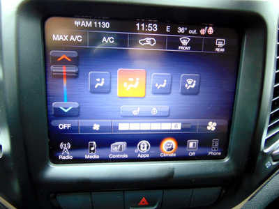 2015 Jeep Cherokee, $9495. Photo 9