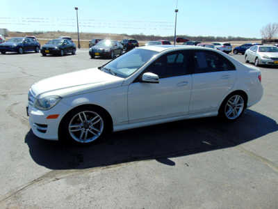 2012 Mercedes-Benz C-Class, $8995. Photo 5