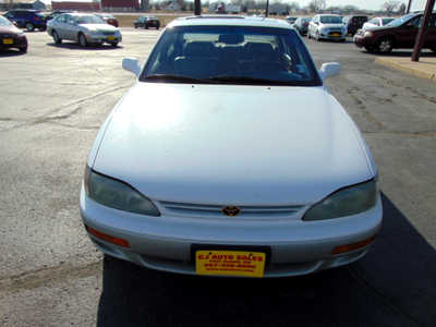 1996 Toyota Camry, $2495. Photo 6