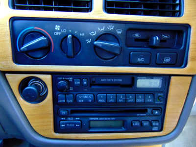 1996 Toyota Camry, $2495. Photo 8