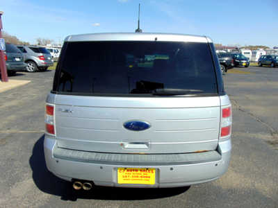 2011 Ford Flex, $4495. Photo 3