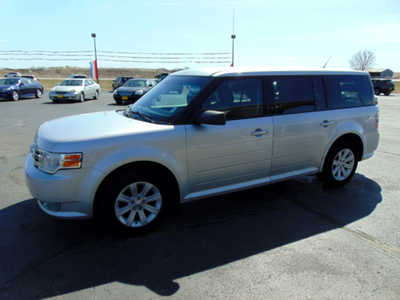 2011 Ford Flex, $4495. Photo 5