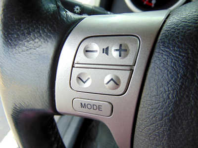 2009 Pontiac Vibe, $6495. Photo 10