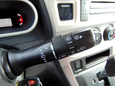 2009 Pontiac Vibe, $6495. Photo 12