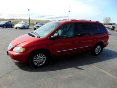 2001 Chrysler Town & Country, $4295. Photo 5
