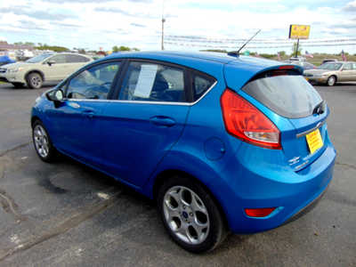 2013 Ford Fiesta, $6995. Photo 4