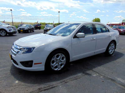 2010 Ford Fusion, $6495. Photo 3