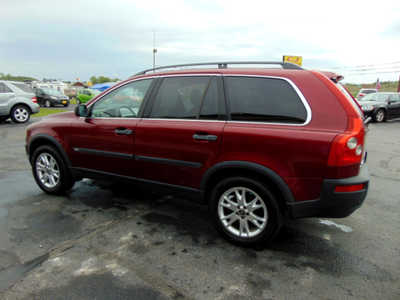 2005 Volvo XC90, $3495. Photo 4