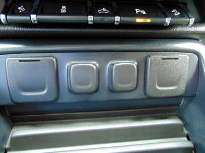 2015 Chevrolet 1500 Crew Cab, $16495. Photo 12