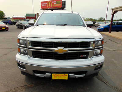 2015 Chevrolet 1500 Crew Cab, $16495. Photo 6