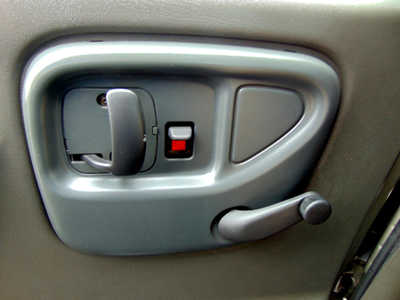 2002 Chevrolet Van,Passenger, $2495. Photo 12