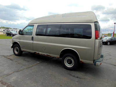 2002 Chevrolet Van,Passenger, $2495. Photo 4