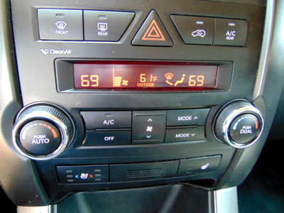 2012 Kia Sorento, $6995. Photo 9